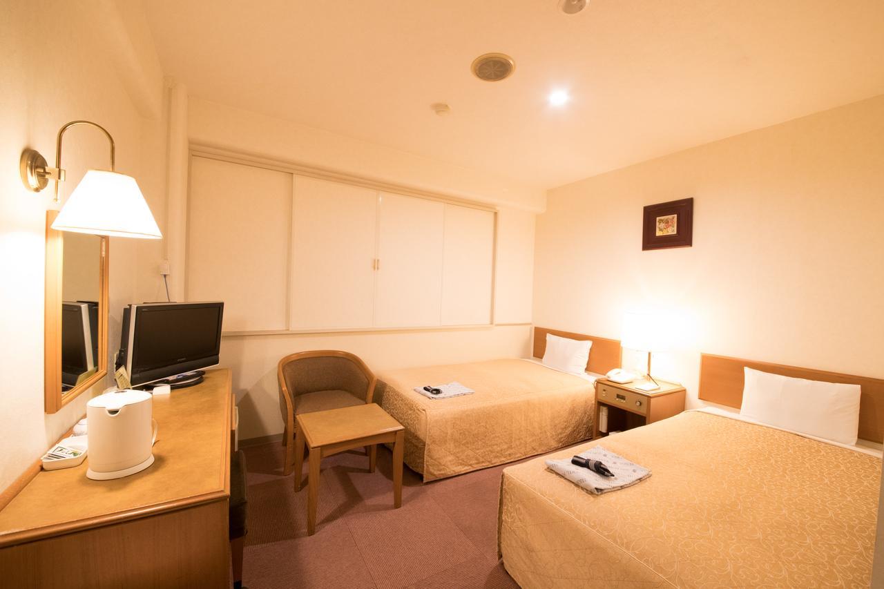Smile Hotel Oita Hita Exteriör bild
